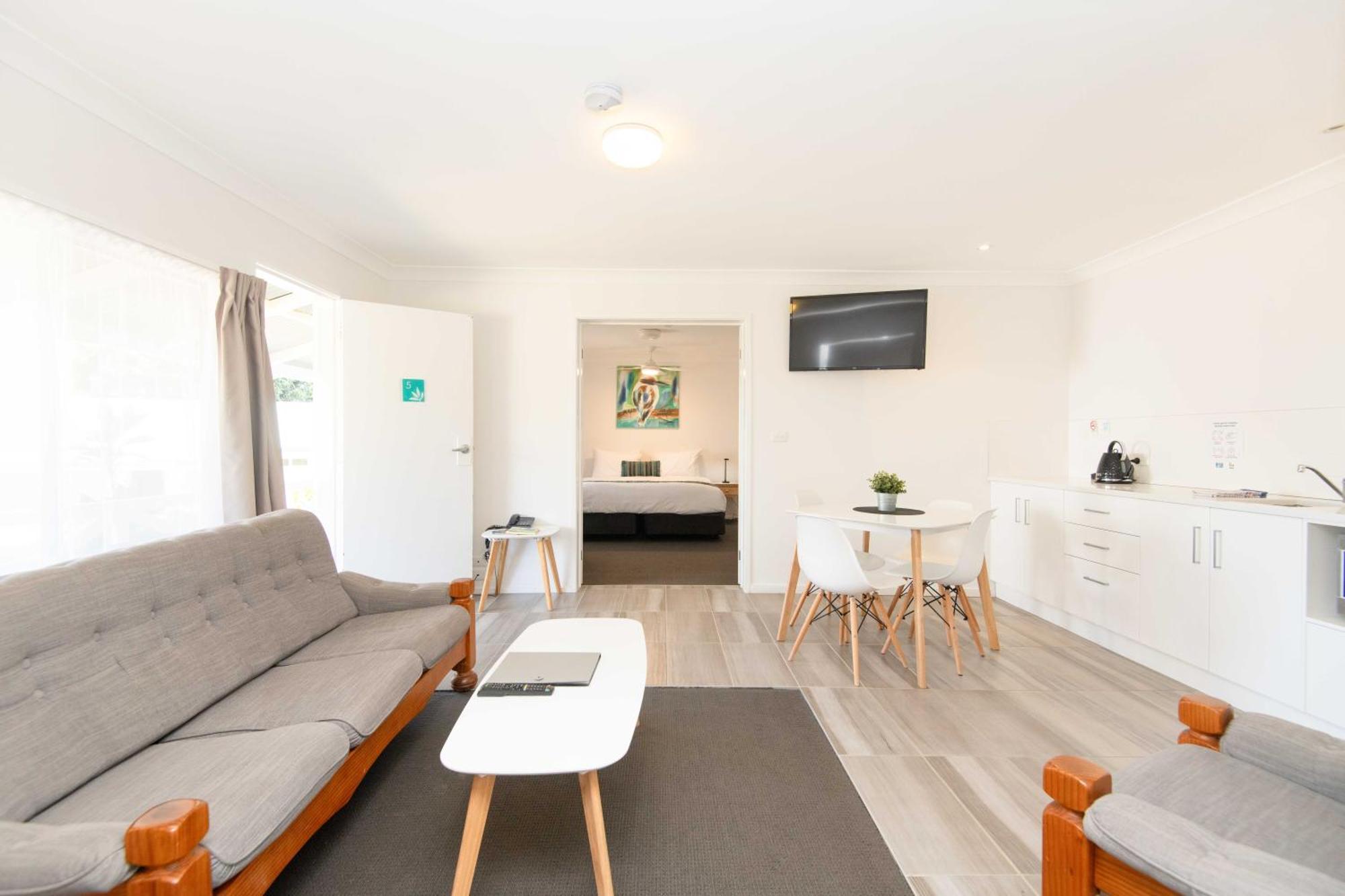 Castaway Norfolk Island Hotell Burnt Pine Exteriör bild