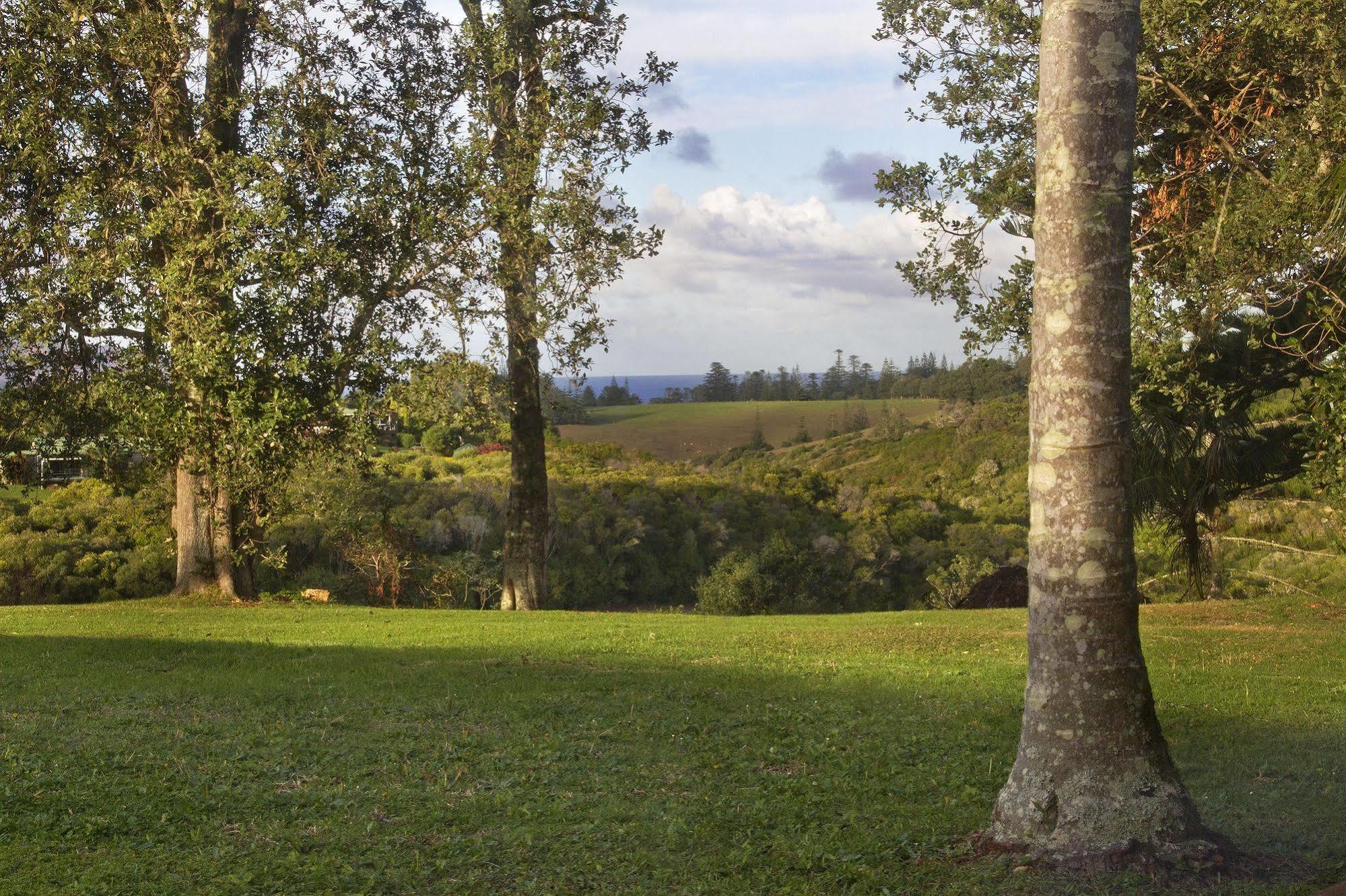 Castaway Norfolk Island Hotell Burnt Pine Exteriör bild